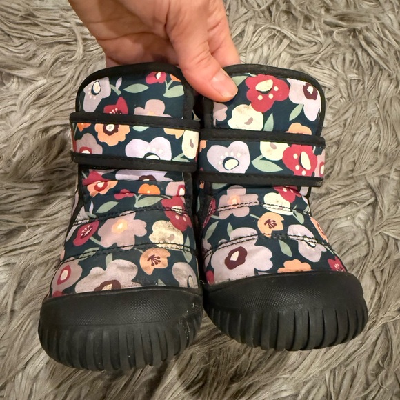 Jan & Jul toddler girl size 8 Boots - Picture 5 of 9